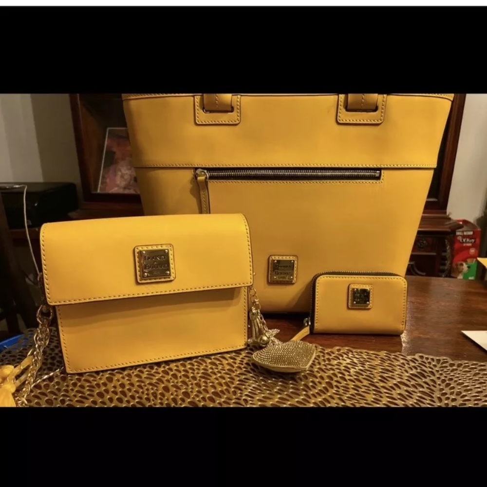Dooney Beacon Set
